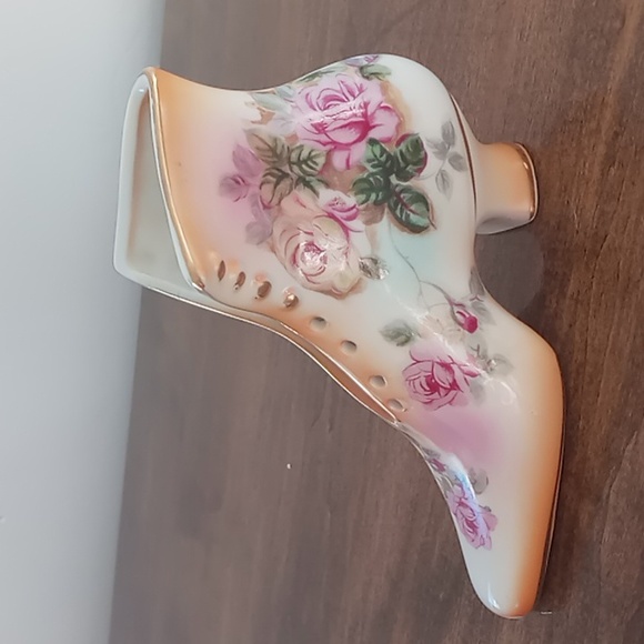 A.A. Importing Company from Japan Vintage Porcelain Flowered Shoes - Picture 3 of 12